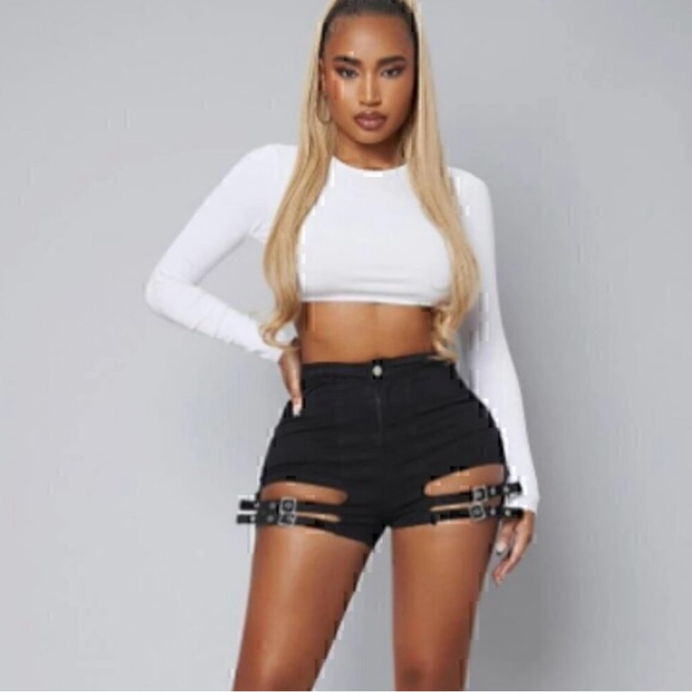 Shein XL Black Hi-Rise Double Buckle Cutout Shorts